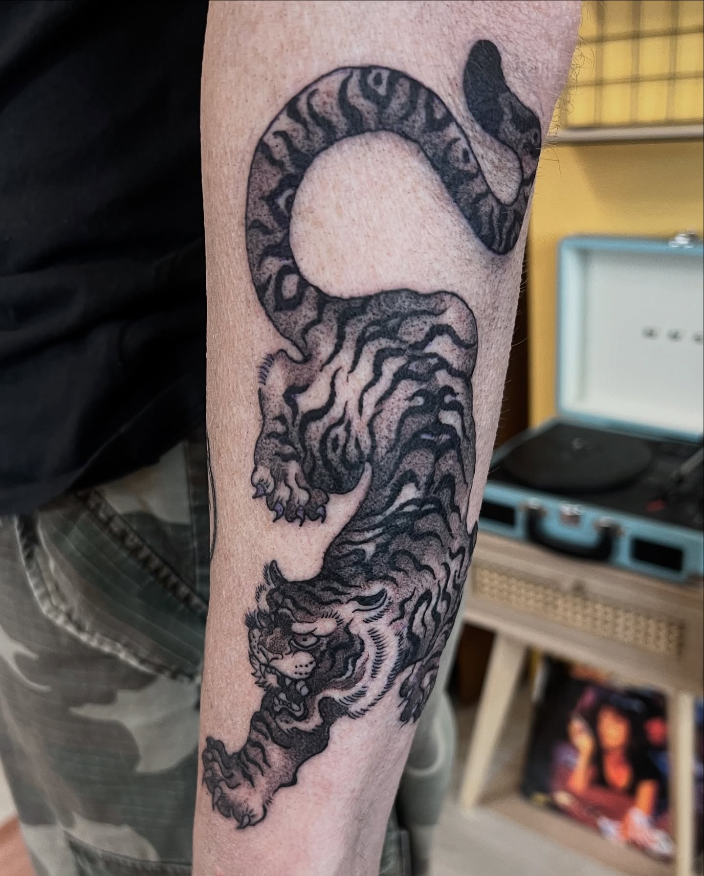 Thanks Tim for choosing another cool design. Currently working on a traditional style placement collection of tattoos for Tim’s left arm. Done using a 3rl. As always a big thanks to all my regulars. @joshwilding #Japanese #tattoos #tiger #tigertattoo #blackandgreytattoo