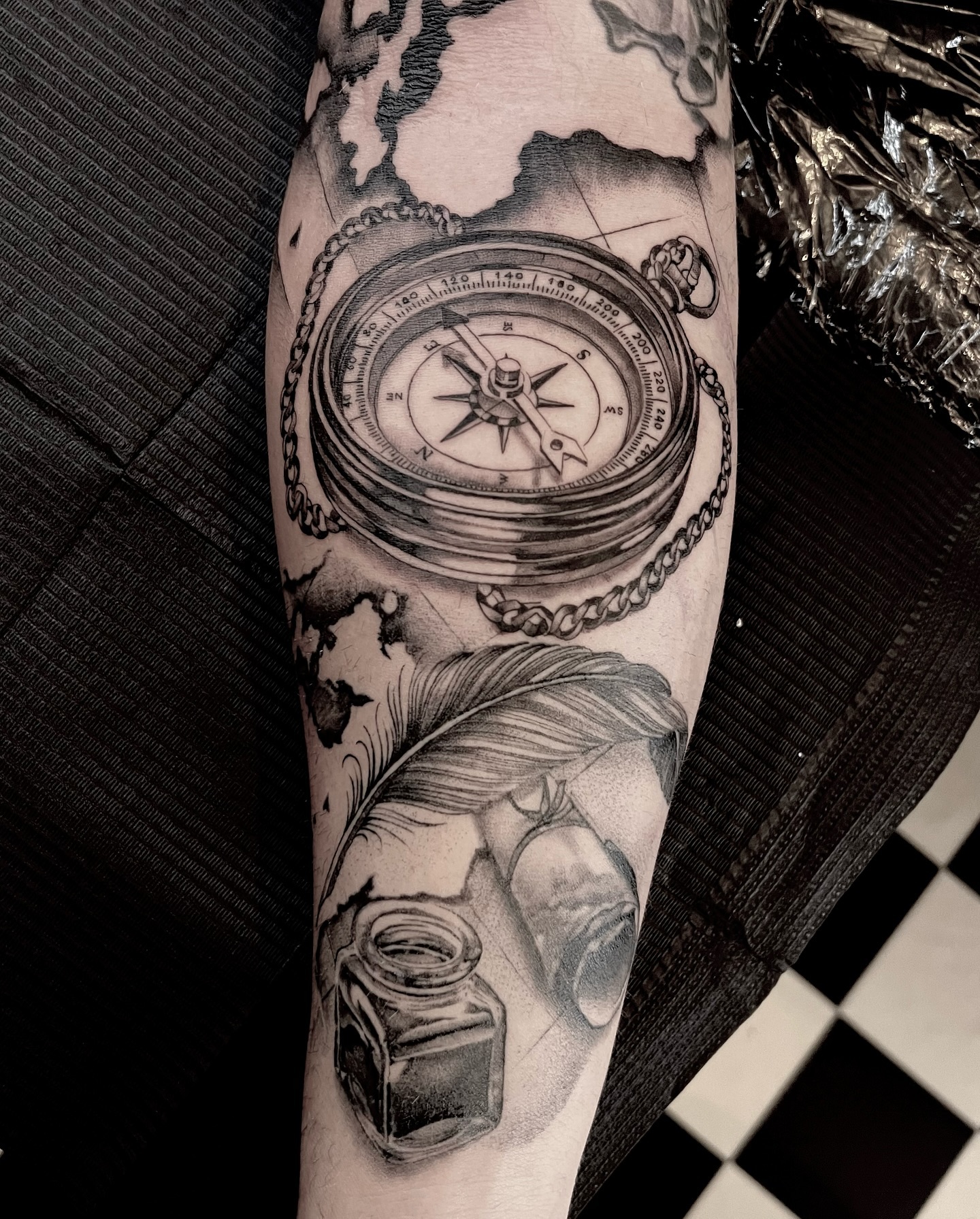 Thanks @charlesbriggs_ been a while since I added to your sleeve. One more session to go ! #sleeve #sleevetattoo #sleevetattoos #tattooideas #tattooinspiration #ink #inked #blackandgreytattoo #finelinetattoo #compass #nautical