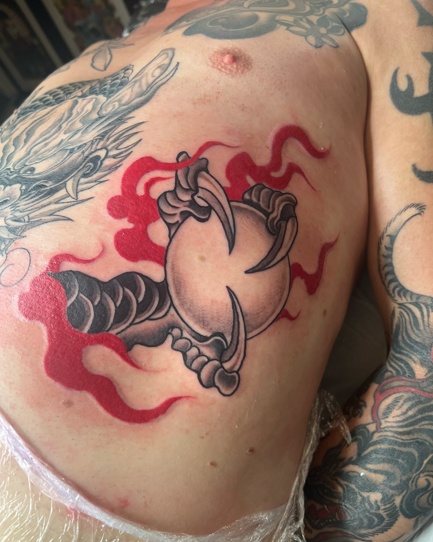 Couple dragon claws done last week. Thanks for always getting cool stuff done John. #claws #dragon #dragontattoo #dragonclaw #traditionaltattoo #japanese #japanesetattoo